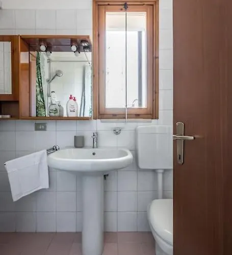 Design Dwelling Near Policlinico شقة مودينا