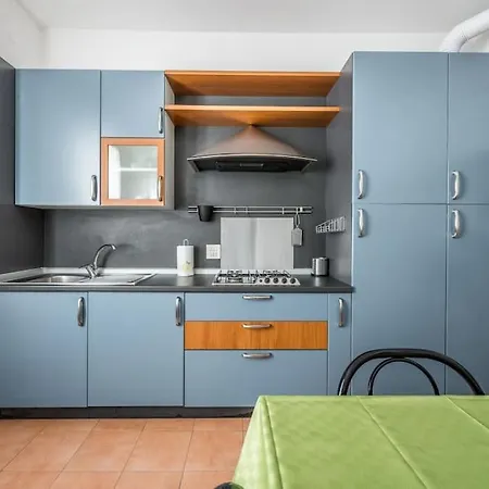 Design Dwelling Near Policlinico *