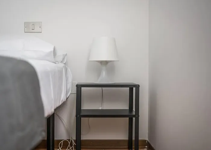 Design Dwelling Near Policlinico * Modena